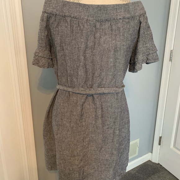 New York and Company off the shoulder linen dress. - Picture 5 of 6